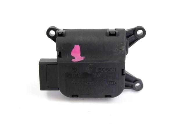 MOTORCEK OGREVANJA OEM N. 8E1820511D ORIGINAL REZERVNI DEL AUDI A4 B6 8E2 8E5 BER/SW (2001 - 2005) DIESEL LETNIK 2002