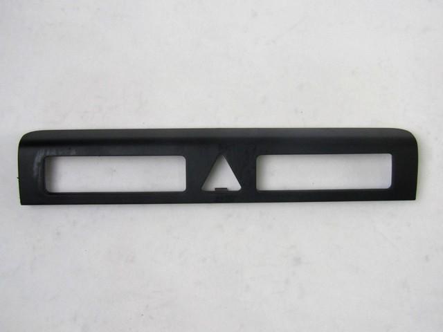 ARMATURNA PLO?CA OEM N. 8D0863321 ORIGINAL REZERVNI DEL AUDI A4 B5 BER/SW (1994 - 12/2000) DIESEL LETNIK 2000