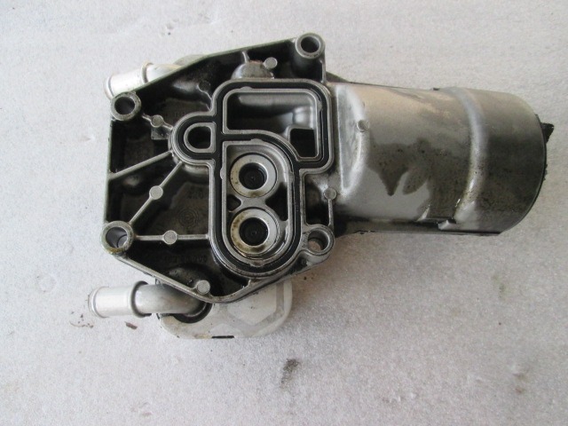 TOPLOTNI IZMENJEVALNIK/FILTER OLJA  OEM N. 90571672 ORIGINAL REZERVNI DEL SAAB 9-5 YS3E BER/SW (2001 - 2007) DIESEL LETNIK 2003