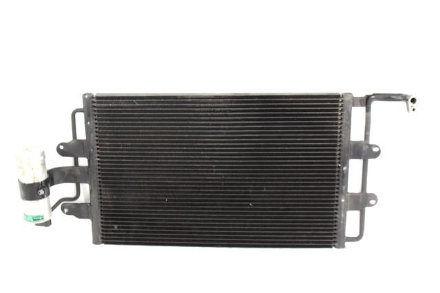 HLADILNIK KLIME OEM N. 1C0820411A ORIGINAL REZERVNI DEL VOLKSWAGEN NEW BEETLE 9C1 1C1 1Y7 (1999 - 2006) DIESEL LETNIK 2001