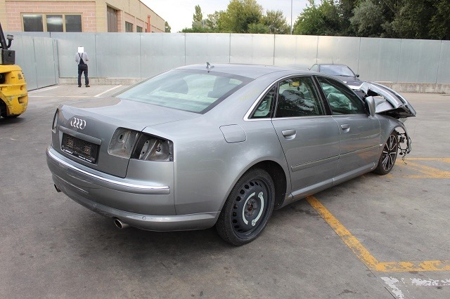 AUDI A8 4E 4.2 B 4X4 246KW AUT 4P (2005) RICAMBIO USATO 