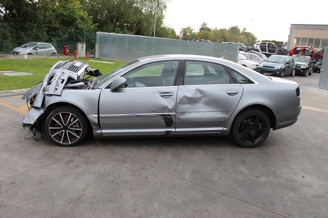 AUDI A8 4E 4.2 B 4X4 246KW AUT 4P (2005) RICAMBIO USATO 