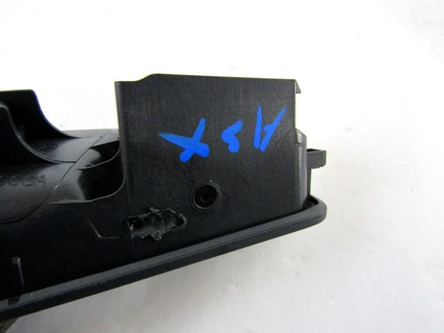 NOTRANJA KLJUKA  OEM N. AM51-U22601-BDW ORIGINAL REZERVNI DEL FORD CMAX GRAND CMAX MK2 DXA-CB7 DXA-CEU (2010 - 03/2015) DIESEL LETNIK 2012