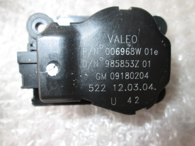 MOTORCEK OGREVANJA OEM N. 006968W ORIGINAL REZERVNI DEL OPEL VECTRA C Z02 BER/SW (2002 - 2006) DIESEL LETNIK 2004