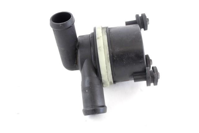 VODNA CRPALKA  OEM N. 03L965561A ORIGINAL REZERVNI DEL AUDI A4 B8 8K2 BER/SW/CABRIO (2007 - 11/2015) DIESEL LETNIK 2010