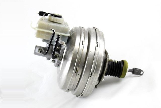 SERVO OJACEVALNIK ZAVOR S PUMPO OEM N. 34336779742 ORIGINAL REZERVNI DEL BMW SERIE 5 E60 E61 (2003 - 2010) DIESEL LETNIK 2008