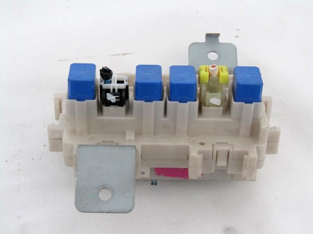 VAROVALKE/RELE' OEM N. 8C05-JY00A ORIGINAL REZERVNI DEL RENAULT KOLEOS HY MK1 (2008 - 2011) DIESEL LETNIK 2008