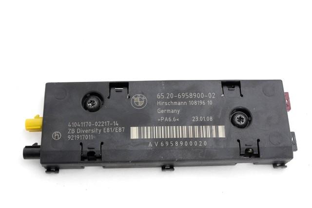 OJACEVALEC / ANTENA OEM N. 65206958900 ORIGINAL REZERVNI DEL BMW SERIE 1 BER/COUPE/CABRIO E81/E82/E87/E88 LCI R (2007 - 2013) DIESEL LETNIK 2008