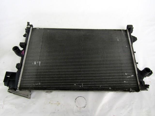 RADIATOR VODE OEM N. 13196477 ORIGINAL REZERVNI DEL FIAT CROMA 194 MK2 (2005 - 10/2007)  DIESEL LETNIK 2006