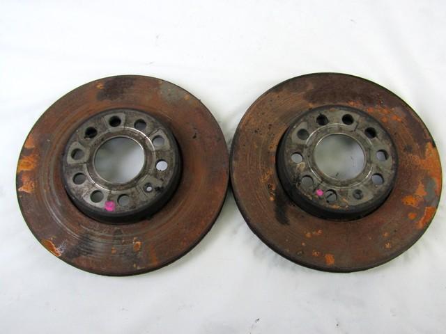 SPREDNJI ZAVORNI DISKI OEM N. 1K0615301AS ORIGINAL REZERVNI DEL AUDI A3 MK2 8P 8PA 8P1 (2003 - 2008)DIESEL LETNIK 2004