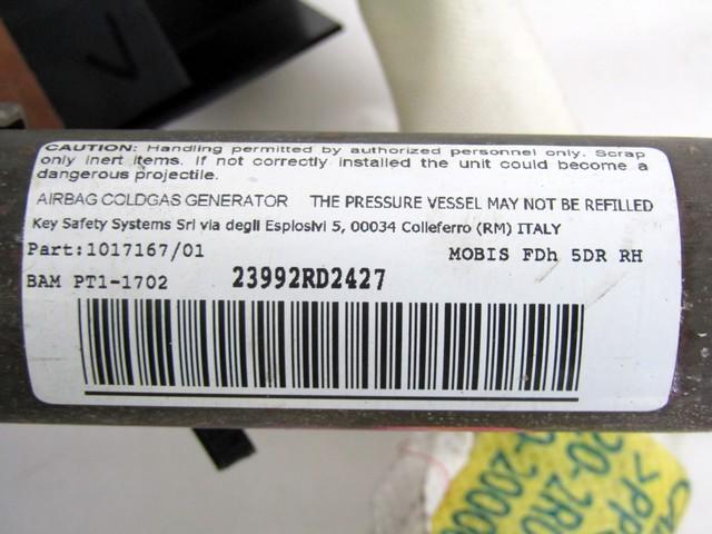 ZRACNA BLAZINA GLAVA DESNA OEM N. 85020-2R000 ORIGINAL REZERVNI DEL HYUNDAI I30 FD MK1 (2007 - 2011)BENZINA/GPL LETNIK 2009