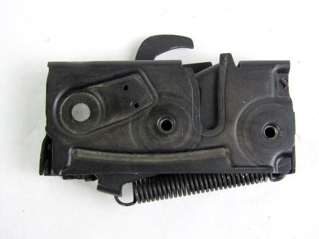 ZAKLEP POKROVA MOTORJA  OEM N. 31479533 ORIGINAL REZERVNI DEL VOLVO V90 MK2 (DAL 2016)DIESEL LETNIK 2016