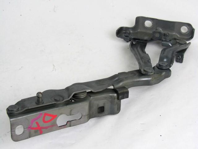 PANTI POKROVA MOTORJA OEM N. 31651861 ORIGINAL REZERVNI DEL VOLVO V90 MK2 (DAL 2016)DIESEL LETNIK 2016