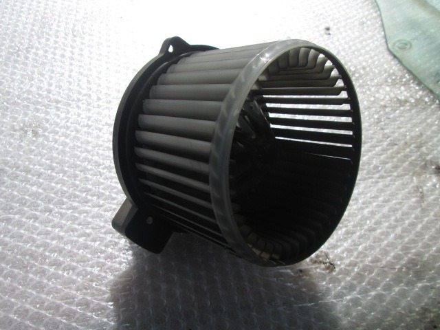 VENTILATOR  KABINE  OEM N. Q0004108V002000000  ORIGINAL REZERVNI DEL SMART FORTWO CITY-COUPE CABRIO 450 MK1 (1998 - 2007) DIESEL LETNIK 2002