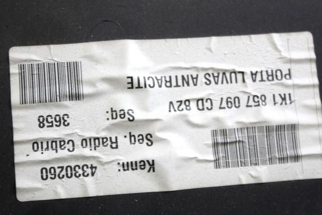 PREDAL ZA DOKUMENTE OEM N. 1K1857097CD ORIGINAL REZERVNI DEL VOLKSWAGEN SCIROCCO 137 138 MK3 (10/2008 - 06-2014)BENZINA LETNIK 2009