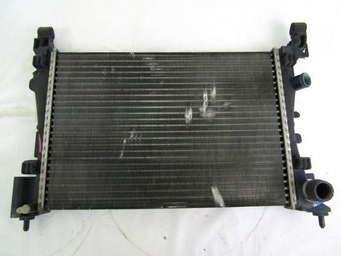 RADIATOR VODE OEM N. 55701408 ORIGINAL REZERVNI DEL OPEL CORSA D S07 (2006 - 2011) BENZINA LETNIK 2007