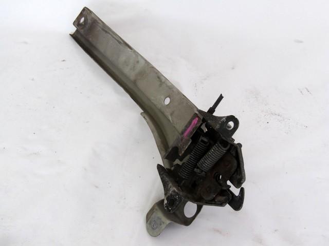 ZAKLEP POKROVA MOTORJA  OEM N. 0K32A56620B ORIGINAL REZERVNI DEL KIA RIO MK1 DC (2000 - 2005)BENZINA LETNIK 2001