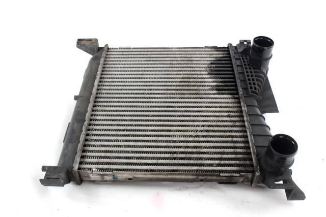 HLADILNIK INTERCOOLER OEM N. 05142489AA ORIGINAL REZERVNI DEL CHRYSLER VOYAGER/GRAN VOYAGER RG RS MK4 (2001 - 2007) DIESEL LETNIK 2007