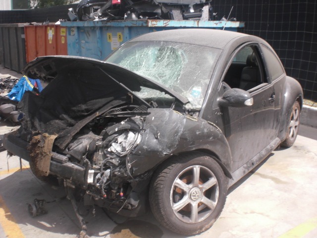 VOLKSWAGEN NEW BEETLE 1.9 D 74KW 5M 3P (2004) RICAMBIO USATO 