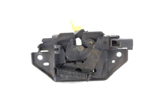 ZAKLEP POKROVA MOTORJA  OEM N. 5159558 ORIGINAL REZERVNI DEL FORD CMAX GRAND CMAX MK2 DXA-CB7 DXA-CEU (2010 - 03/2015) DIESEL LETNIK 2015