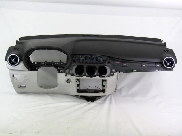 ARMATURNA PLOSCA OEM N. A24668000879H68 ORIGINAL REZERVNI DEL MERCEDES CLASSE B W246 (2011 - 2018)DIESEL LETNIK 2013