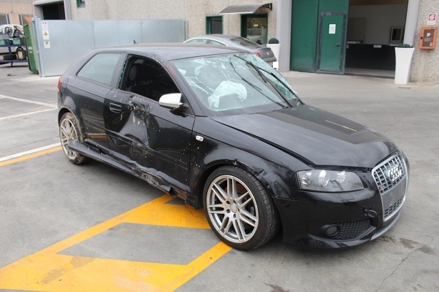 AUDI A3 S3 2.0 B 195KW 4X4 6M 3P (2008) RICAMBI IN MAGAZZINO