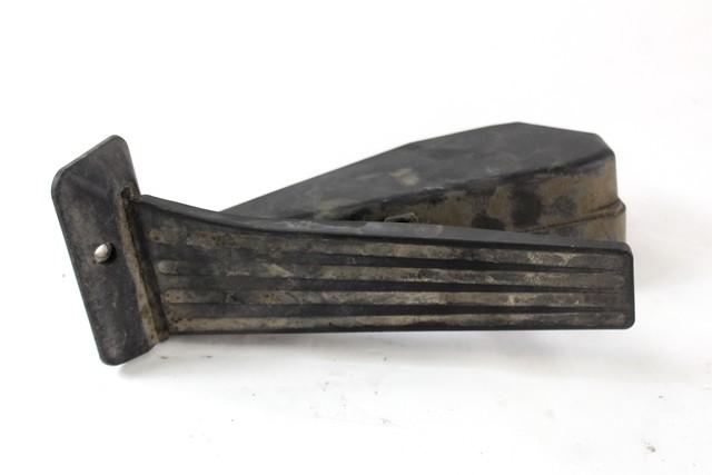 PEDALI OEM N. 35426786589 ORIGINAL REZERVNI DEL BMW SERIE 1 BER/COUPE/CABRIO E81/E82/E87/E88 LCI R (2007 - 2013) DIESEL LETNIK 2008