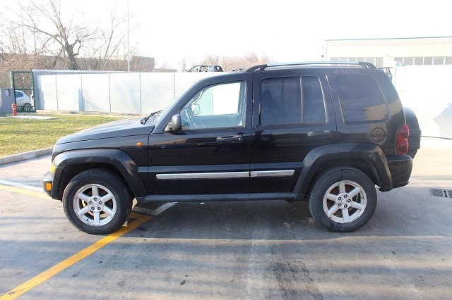 JEEP CHEROKEE 2.8 D 6M 5P 4X4 120KW (2006) RICAMBIO USATO 