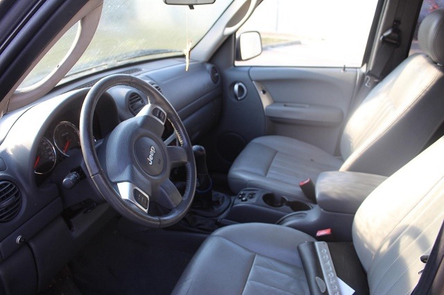 JEEP CHEROKEE 2.8 D 6M 5P 4X4 120KW (2006) RICAMBIO USATO 