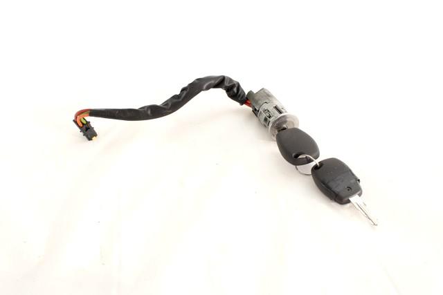 KOMPLET ODKLEPANJE IN VZIG  OEM N. 7197 KIT ACCENSIONE AVVIAMENTO ORIGINAL REZERVNI DEL DACIA SANDERO MK1 (2008 - 2012) BENZINA/GPL LETNIK 2009