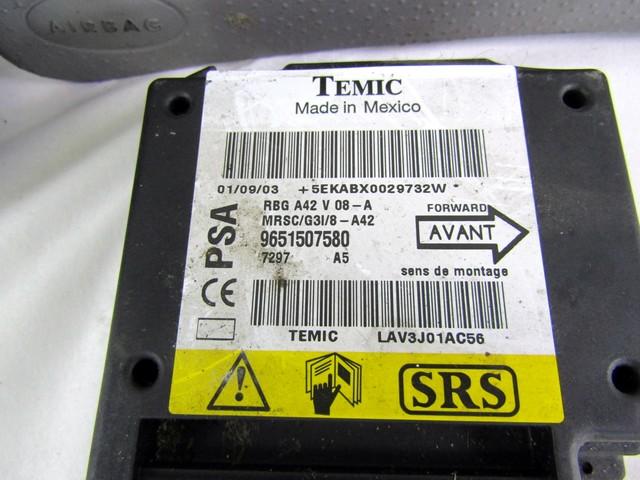 KIT AIRBAG KOMPLET OEM N. 17276 KIT AIRBAG COMPLETO ORIGINAL REZERVNI DEL CITROEN C3 / PLURIEL MK1 (2002 - 09/2005) BENZINA LETNIK 2004