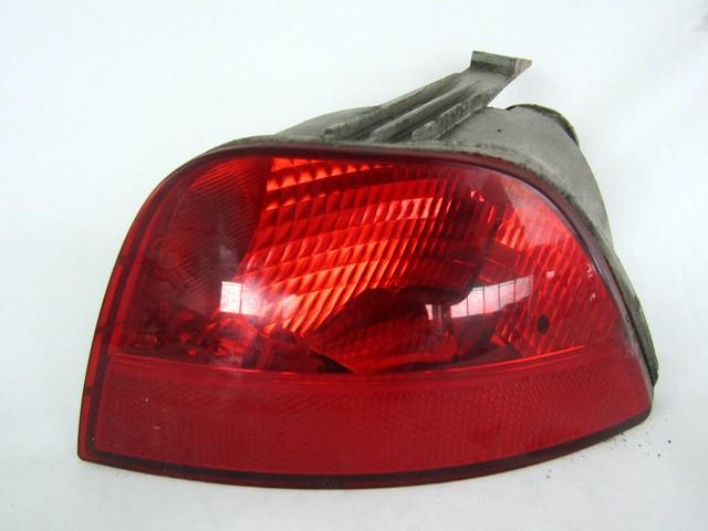 ZADNJA MEGLENKA  OEM N. 1M51-15K273-AC ORIGINAL REZERVNI DEL FORD FOCUS DA HCP DP MK2 BER/SW (2005 - 2008) DIESEL LETNIK 2005