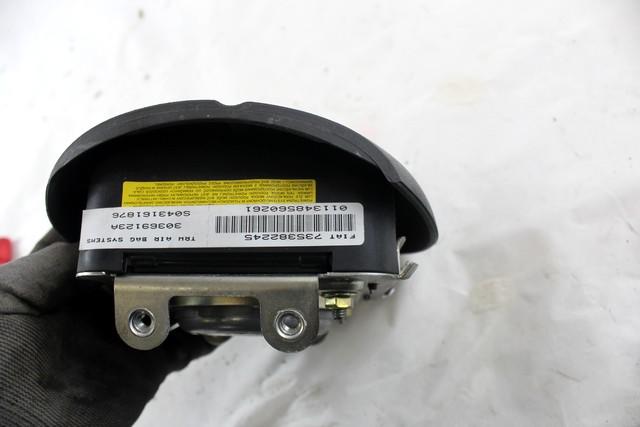 AIRBAG VOLAN OEM N. 735382245 ORIGINAL REZERVNI DEL FIAT SEICENTO 600 187 MK2 (1998 - 04/2005)BENZINA LETNIK 2005