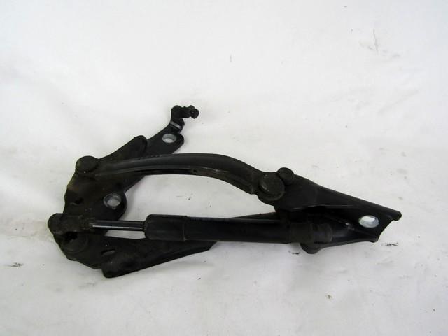 PANTI PRTLJAZNIH VRAT OEM N. 1Y0827302E ORIGINAL REZERVNI DEL VOLKSWAGEN NEW BEETLE 9C1 1C1 1Y7 (1999 - 2006) DIESEL LETNIK 2004