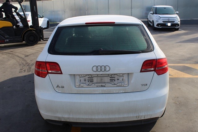 AUDI A3 1.6 D 66KW 5M 5P (2010) RICAMBIO USATO 