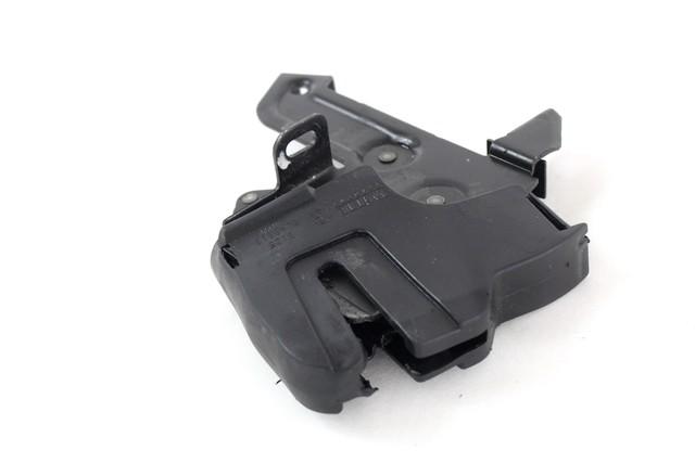 MEHANIZEM ODPIRANJA ZLOZLJIVE STREHE OEM N. 51258248313 ORIGINAL REZERVNI DEL BMW SERIE 3 E46 BER/SW/COUPE/CABRIO LCI R (2002 - 2005) DIESEL LETNIK 2005