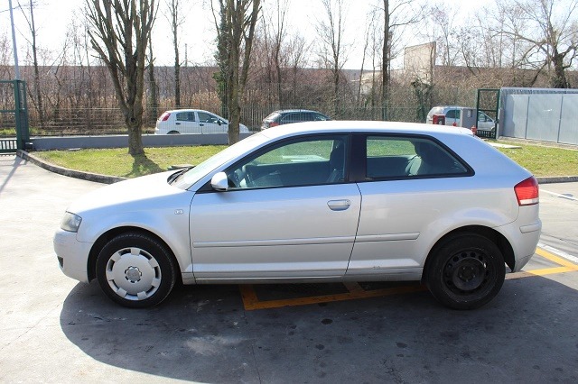 AUDI A3 1.9 D 77KW 5M 3P (2003) RICAMBIO USATO 
