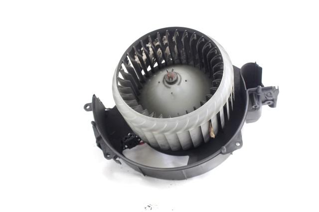 VENTILATOR  KABINE  OEM N. 4F0820020A ORIGINAL REZERVNI DEL AUDI A6 C6 4F2 4FH 4F5 BER/SW/ALLROAD (07/2004 - 10/2008) DIESEL LETNIK 2005