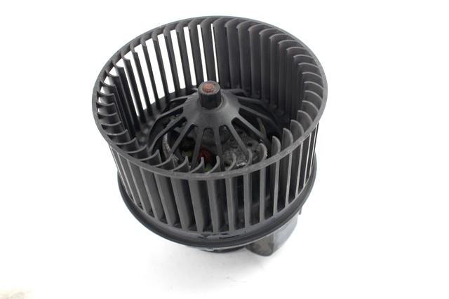 VENTILATOR  KABINE  OEM N. AV6N-18456-CA ORIGINAL REZERVNI DEL FORD FOCUS MK3 4P/5P/SW (2011 - 2014)DIESEL LETNIK 2011