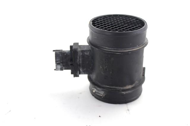 MERILNIK PRETOKA ZRAKA / MERILNIK MASE ZRAKA OEM N. F00C2G8003 ORIGINAL REZERVNI DEL CITROEN NEMO VU (2008 - 2013) DIESEL LETNIK 2011