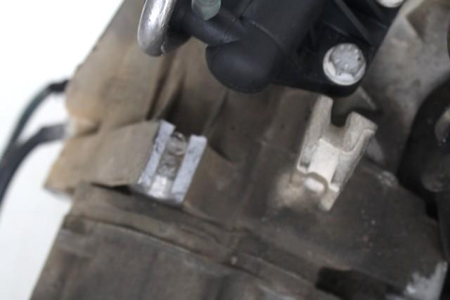 ROCNI MENJALNIK OEM N. (D)55229495 CAMBIO MECCANICO ORIGINAL REZERVNI DEL CITROEN NEMO VU (2008 - 2013) DIESEL LETNIK 2011