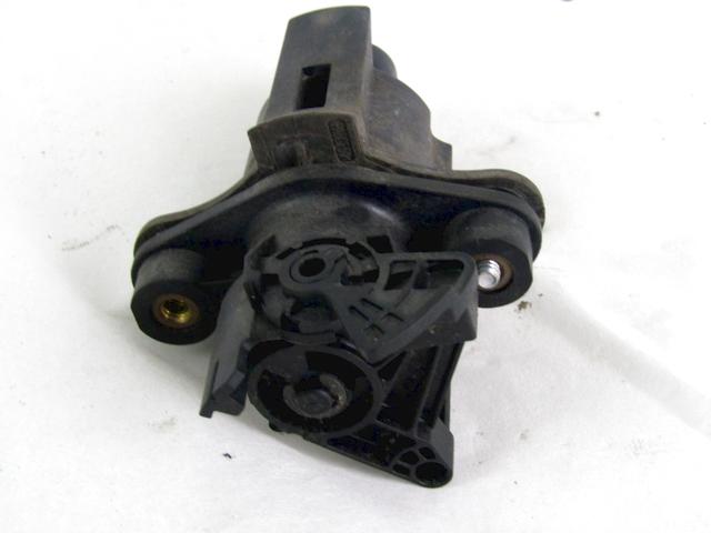 KLJUKA PRTLJA?NIKA/PRTLJA?NA VRATA OEM N. 8726R6 ORIGINAL REZERVNI DEL PEUGEOT 107 PM PN (2005 - 2014) BENZINA LETNIK 2007