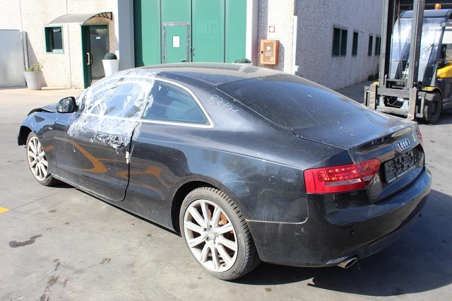 AUDI A5 2.7 D 140KW AUT 3P (2008) RICAMBI IN MAGAZZINO