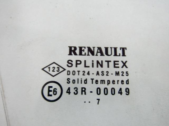 FIKSNO OKNO DESNO OEM N. 8200120907 ORIGINAL REZERVNI DEL RENAULT SCENIC/GRAND SCENIC JM0/1 MK2 (2003 - 2009) BENZINA/GPL LETNIK 2007