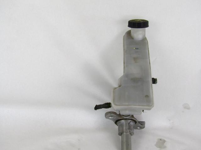 ZAVORNI CILINDER OEM N. A2464300001 ORIGINAL REZERVNI DEL MERCEDES CLASSE B W246 (2011 - 2018)BENZINA LETNIK 2013