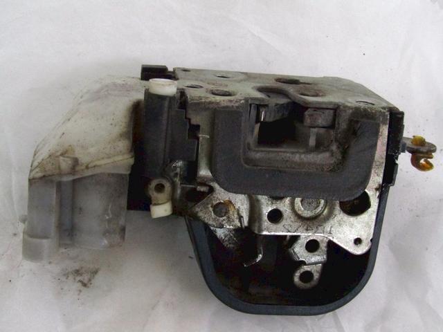 CENTRALNA KLJUCAVNICA ZADJIH LEVIH VRAT OEM N. 46557035 ORIGINAL REZERVNI DEL ALFA ROMEO 147 937 (2001 - 2005)DIESEL LETNIK 2004