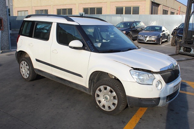 SKODA YETI 1.6 D 77KW 5M 5P (2013) RICAMBI IN MAGAZZINO