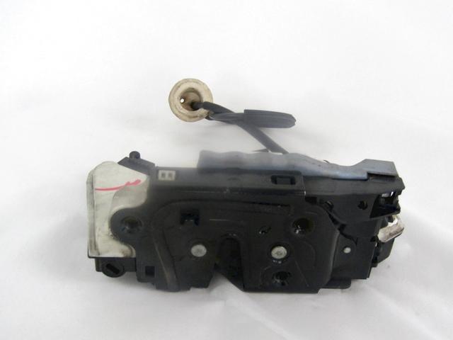 CENTRALNI ZAKLEP SPREDNJIH VRAT  OEM N. 5K1837016B ORIGINAL REZERVNI DEL VOLKSWAGEN GOLF VI 5K1 517 AJ5 MK6 (2008-2012) DIESEL LETNIK 2011