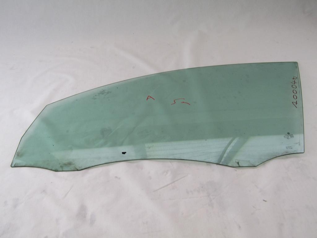 STEKLO SPREDNJIH LEVIH VRAT OEM N. 5K4845201B ORIGINAL REZERVNI DEL VOLKSWAGEN GOLF VI 5K1 517 AJ5 MK6 (2008-2012) DIESEL LETNIK 2011