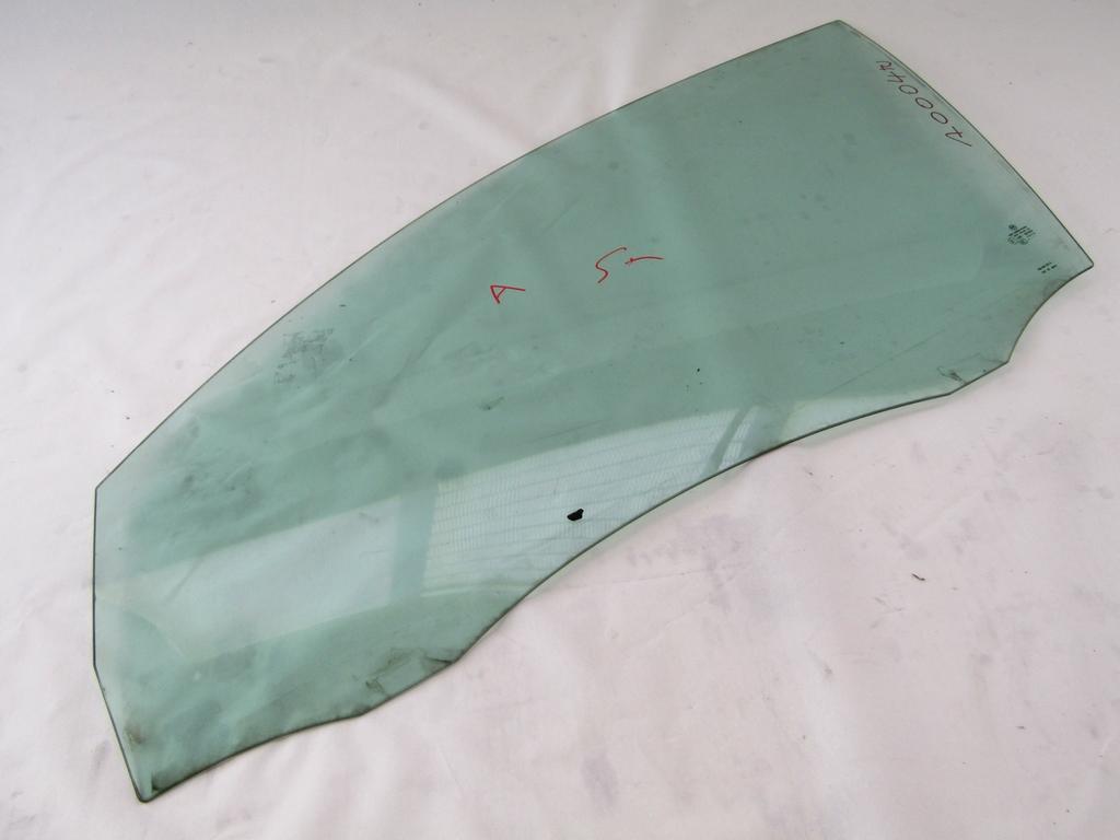 STEKLO SPREDNJIH LEVIH VRAT OEM N. 5K4845201B ORIGINAL REZERVNI DEL VOLKSWAGEN GOLF VI 5K1 517 AJ5 MK6 (2008-2012) DIESEL LETNIK 2011